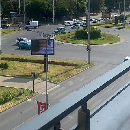 Cozy-1Bd Flat Apartment Plovdiv Ngoại thất bức ảnh